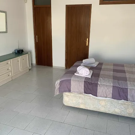 Hébergement de vacances Casa Kaluel Adosado Blanco