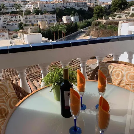 Casa Kaluel Adosado Blanco Nerja