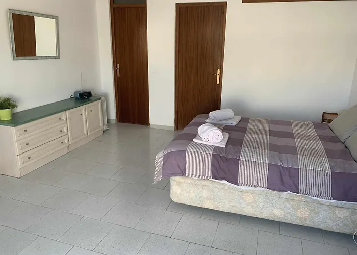 Hébergement de vacances Casa Kaluel Adosado Blanco