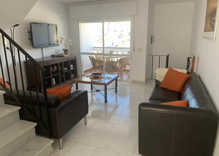 Casa Kaluel Adosado Blanco * Nerja